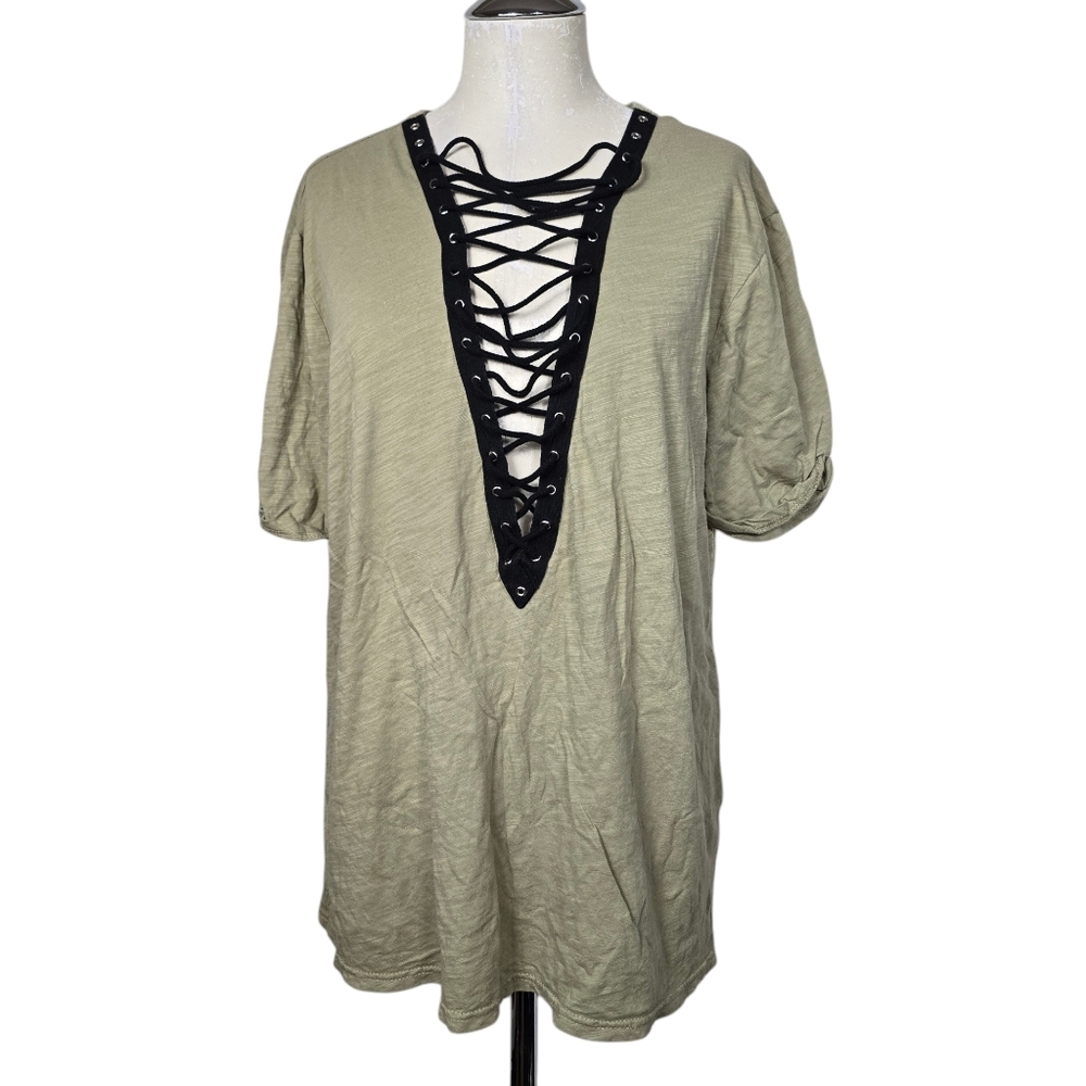 Dreamers Black Green Criss Cross V Neck Short Sleeve Shirt M
